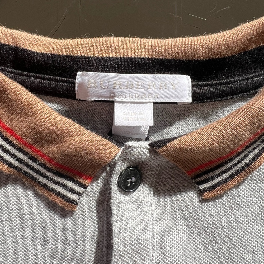 Authentic Burberry boys polo shirt - Picture 6 of 9